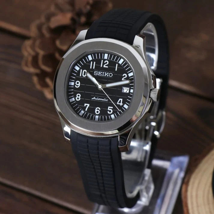 Seiko Aquanaut Black